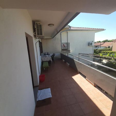 פרימוסטן Apartments Ivan Perkov Tomas Bilo מראה חיצוני תמונה