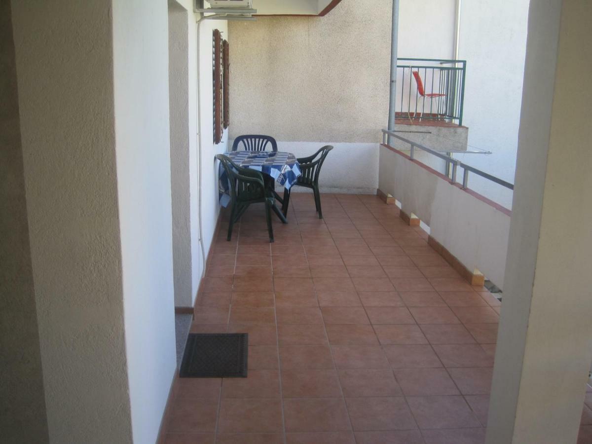 פרימוסטן Apartments Ivan Perkov Tomas Bilo מראה חיצוני תמונה